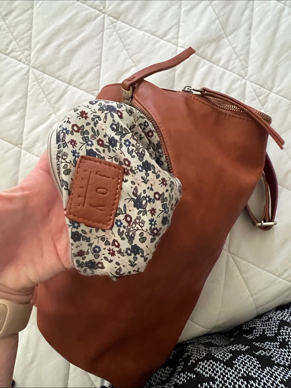 Joy Susan Convertible Backpack brown - Picture 8 of 16